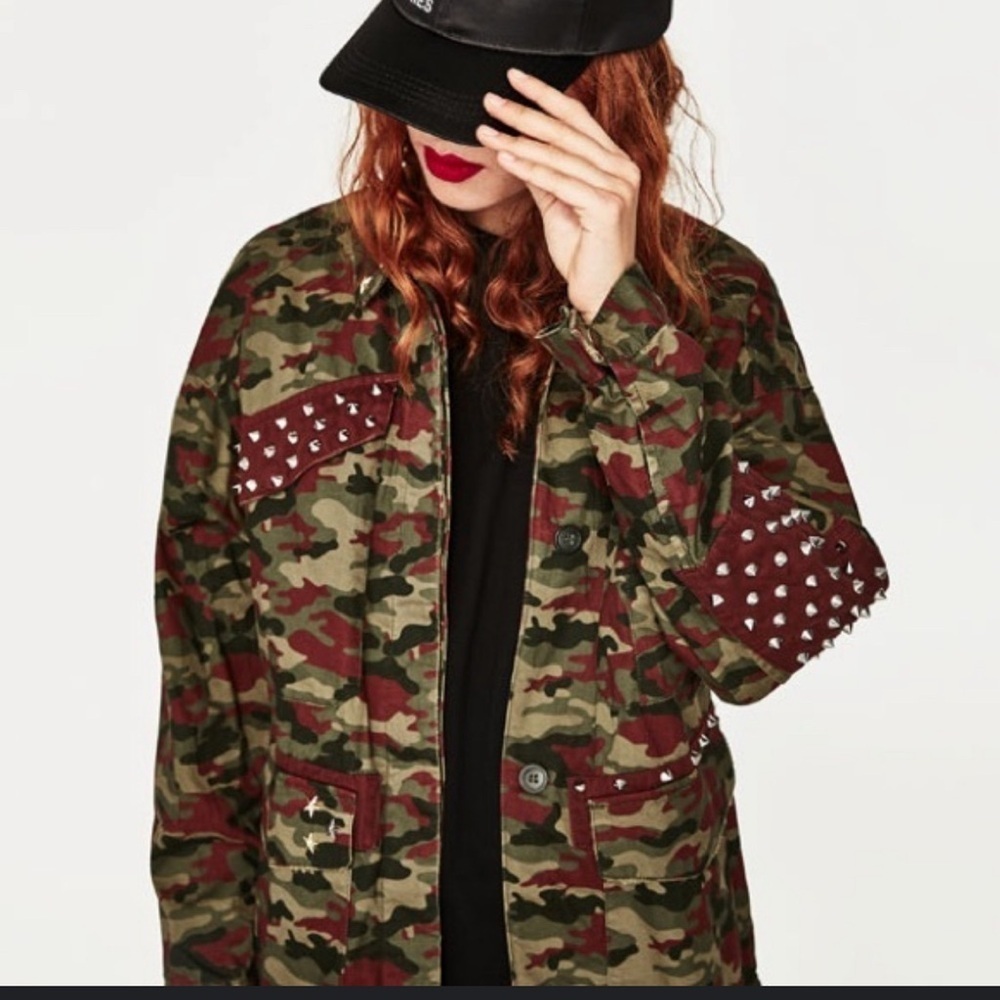 Zara Trafaluc Camouflage Studded Jacket - Size Small - Military Chic